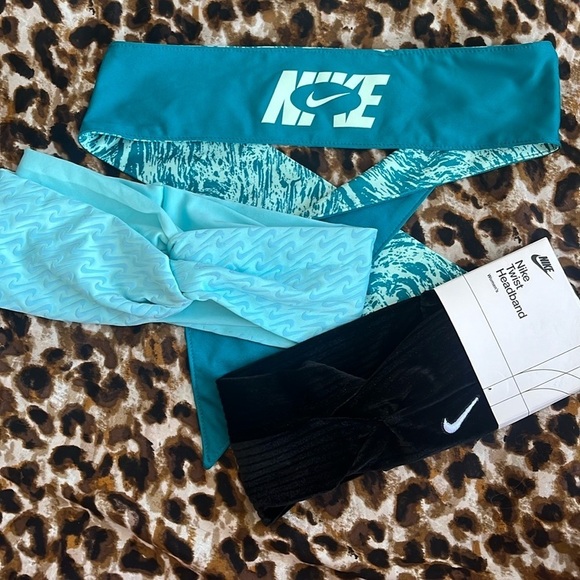 Brand New Nike Set of 3 Gym Workout Headbands Wraps Black Velvet Blue Hairbands - Picture 1 of 14